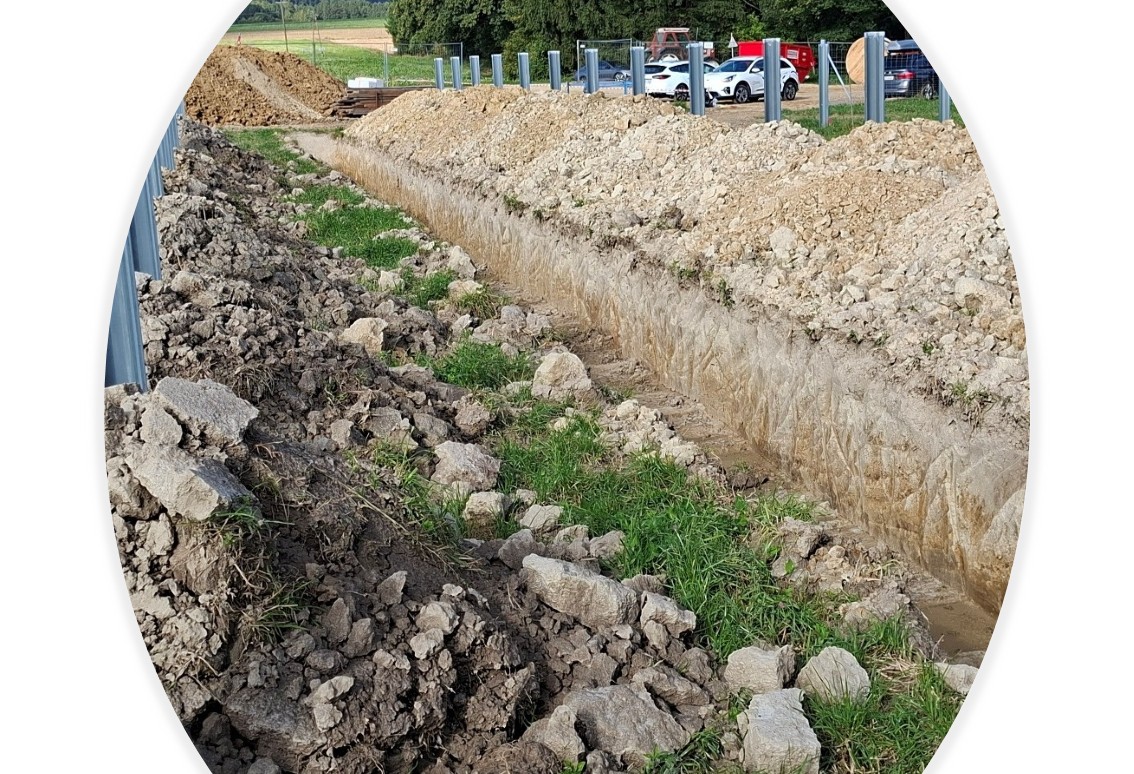 Bodenkundliche Baubegleitung Ort im Innkreis, Foto zur Verfügung gestellt von Energie AG Oberösterreich Erzeugung GmbH Bodenkundliche Baubegleitung, AGRI PV Anlage Ort im Innkreis, Foto zur Verfügung gestellt von Energie AG Oberösterreich Erzeugung GmbH